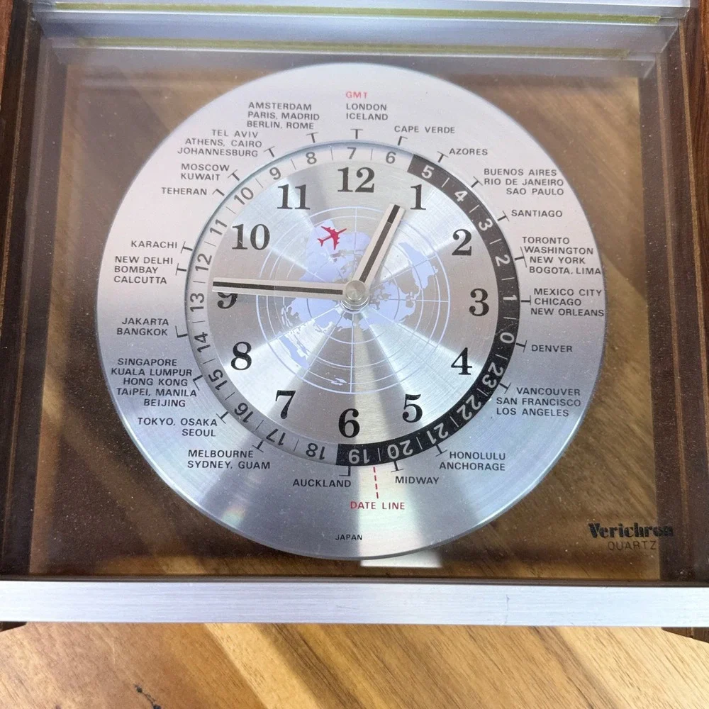 Vintage Verichron Quartz World Time Zone GMT Desk Clock Japan Red Airplane